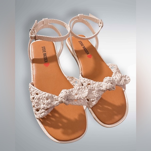 NEW Steve Madden Girl’s Open Toe/Back Raffia Sandals White Size 1 - Picture 3 of 14